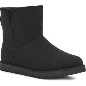 🆕🏷NWT - UGG Cory II Genuine Shearling Lined Boot - Size 9
